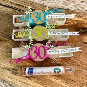 Geldgeschenk zum 30. Geburtstag als Wunscherfüller im Reagenzglas