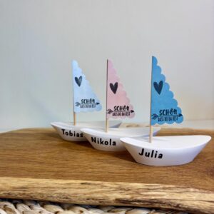 Gastgeschenk Konfirmation mit Name, Platzkarte Boot aus Raysin personalisiert