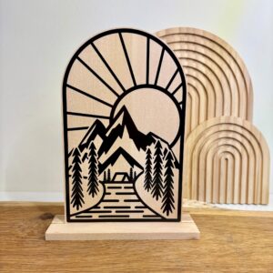 Boho Berge Plotterdatei – Bergmotiv mit Zelt als SVG, PNG & PDF