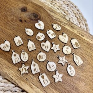 Vorschau der Adventskalender-Zahlenmotive 1 bis 24 für die Herstellung aus Holz mit dem Lasercutter